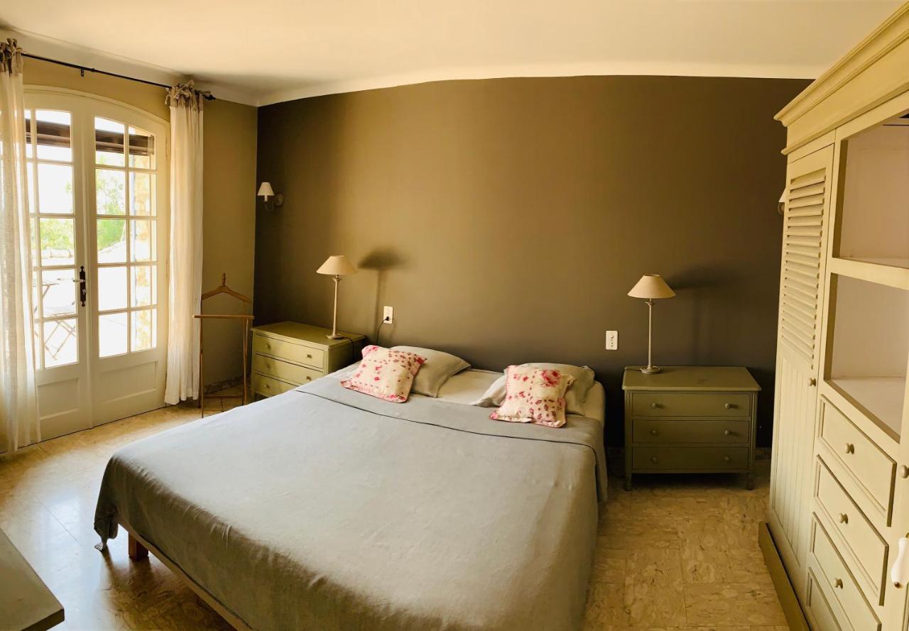 Villa De La Fontaine Chambres D'Hotes A Saint Remy Eyragues 외부 사진